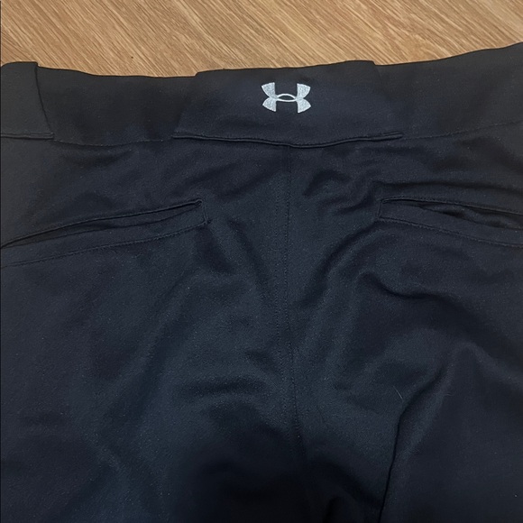 Under Armour Black softball pants Pants like new. Size small - Picture 8 of 8